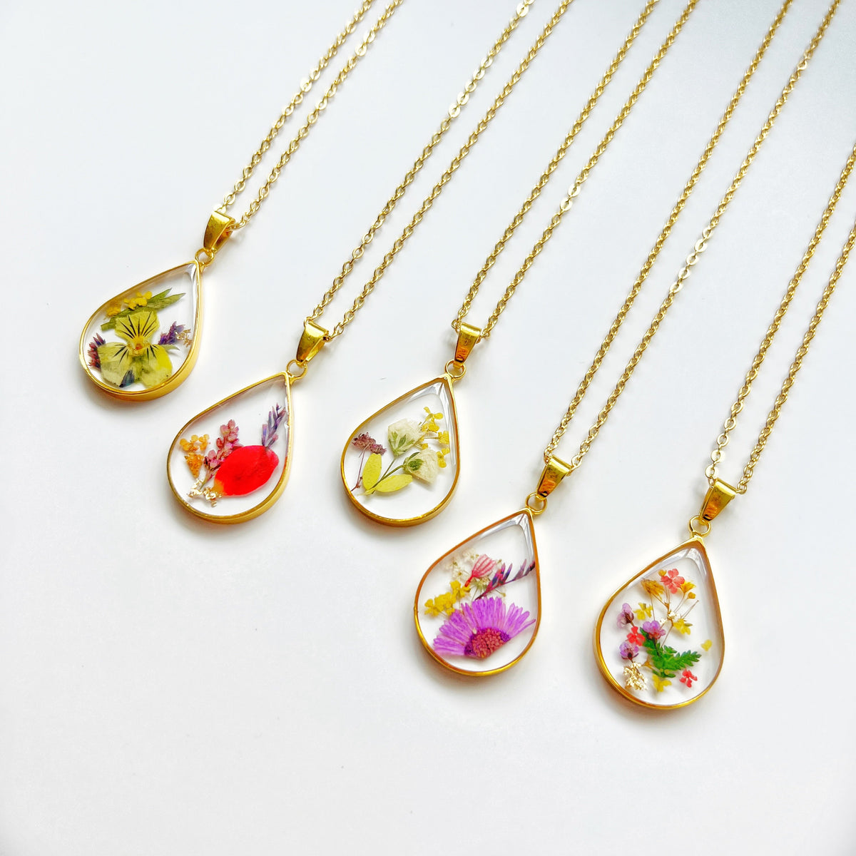 Birth Flower Necklace V.1